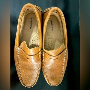 Nordstrom brand driving mocs size 10. Gently warn